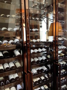 Wine cabinet